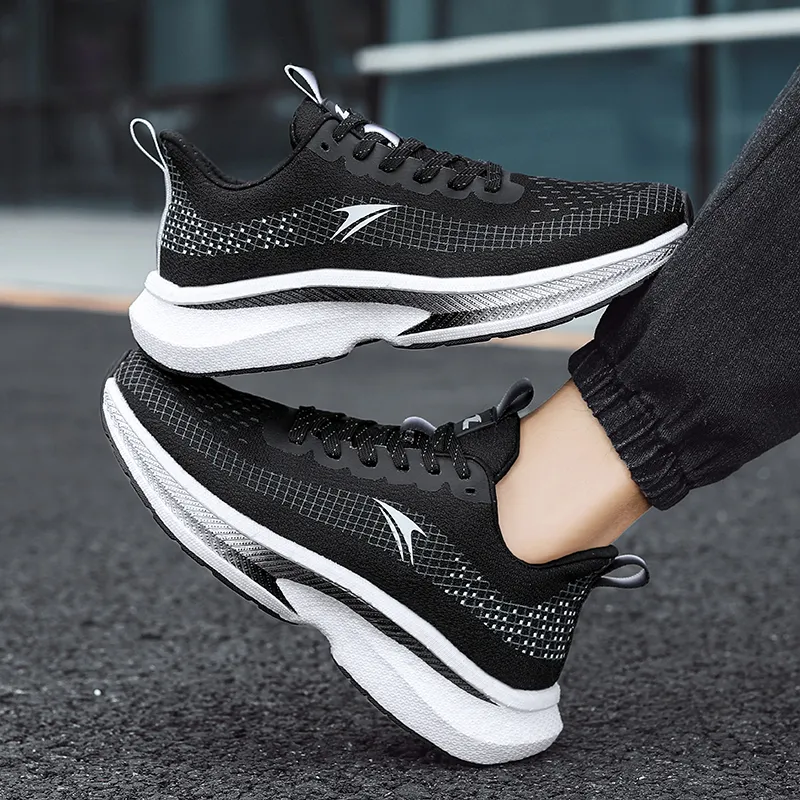 Kinglake Low Top Running Shoes Unisex Amber Black-5