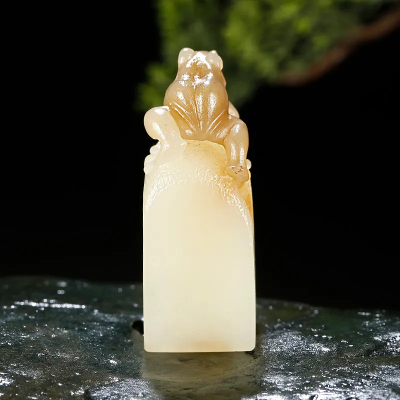 Treasure Pendants White Jade/Pale Greenish White Jade Unisex-4