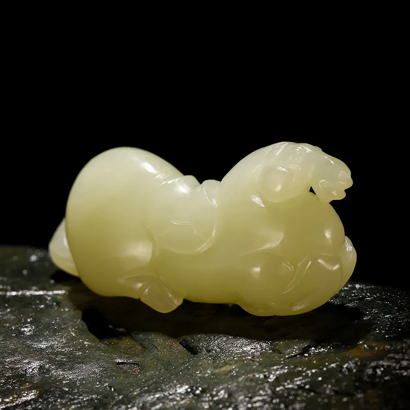 Treasure Pendants Yellow Jade Unisex-6
