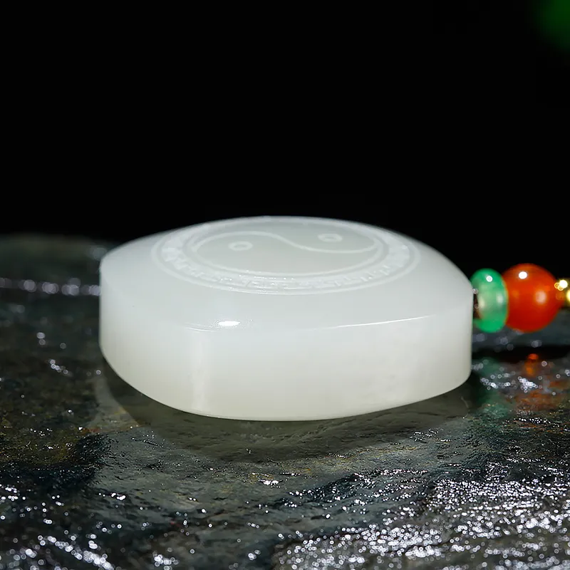 Treasure Necklaces White Jade/Pale Greenish White Jade Unisex-6