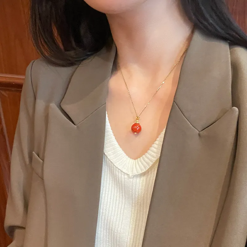Linguanying Southern Red Agate Necklaces Women's-1