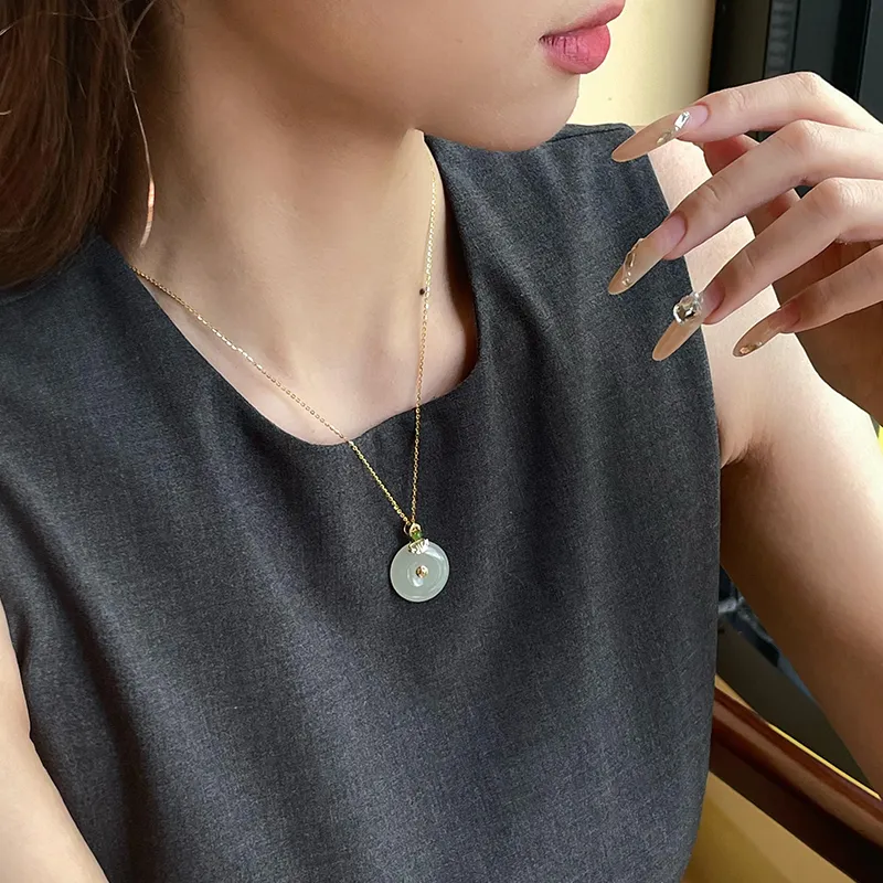 Linguanying Hetian Jade Necklaces White Jade/Pale Greenish White Jade Women's-3