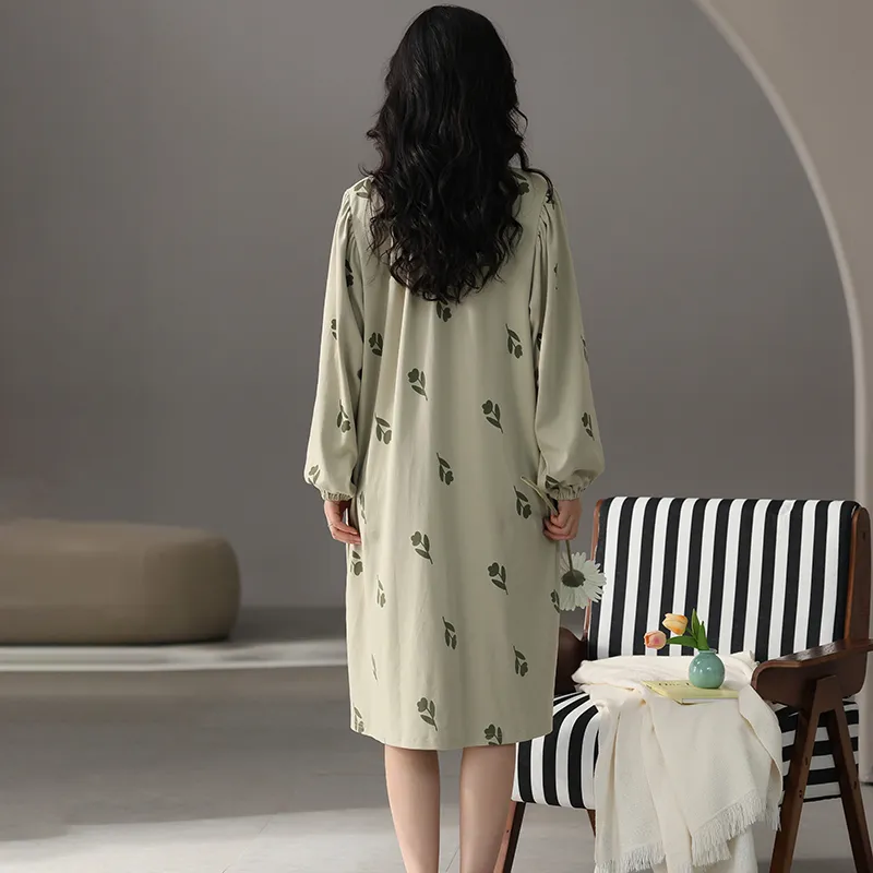 Lan Miao Nightgown Women's Light Green-1