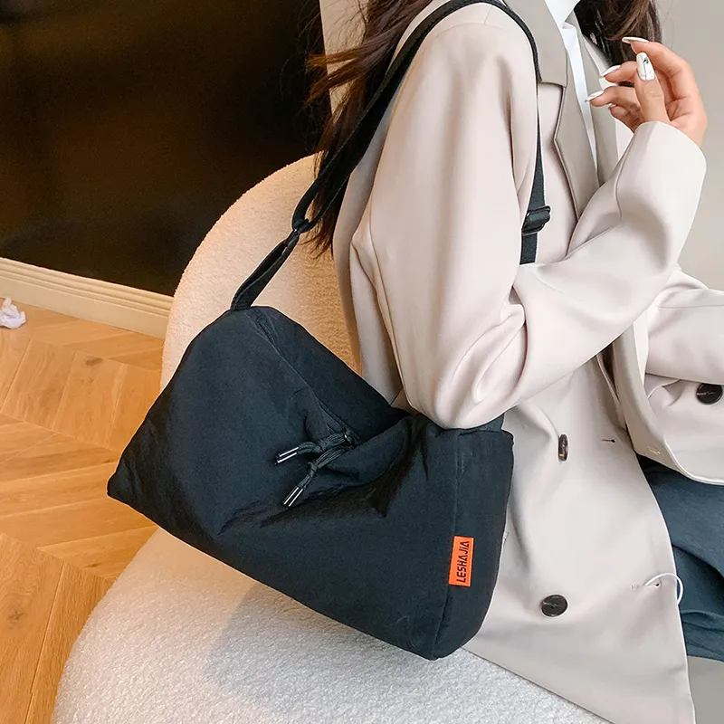 Morellybear Crossbody Bags-9