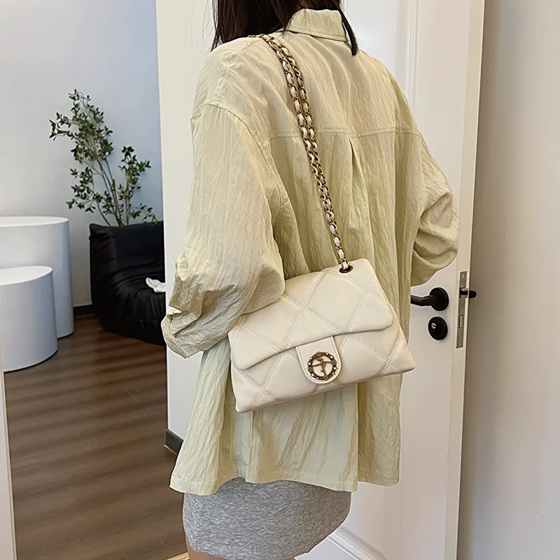 Morellybear Crossbody Bags-23