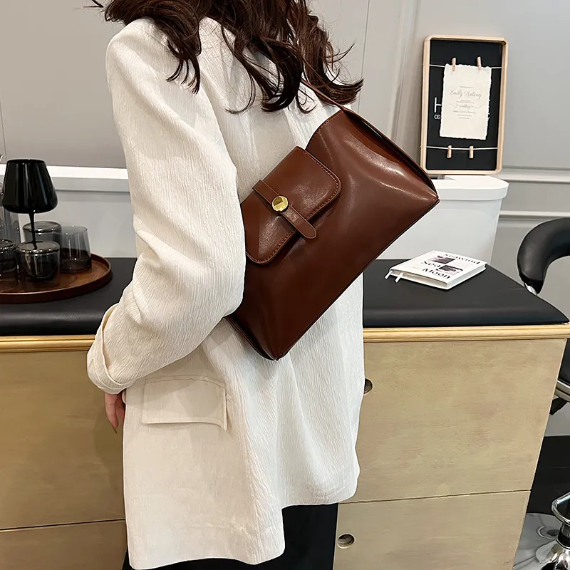 Morellybear PU Crossbody Bag Regular Women's-12