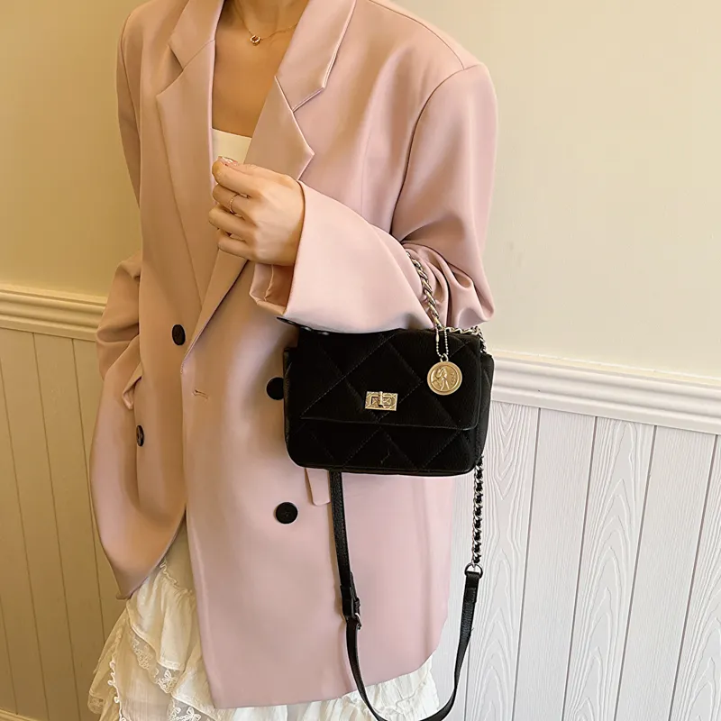 Morellybear Crossbody Bags-2