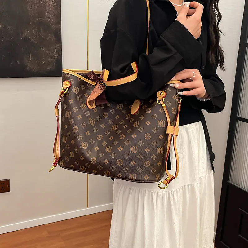 Morellybear PVC Shoulder Bag Women's Multicolor-12