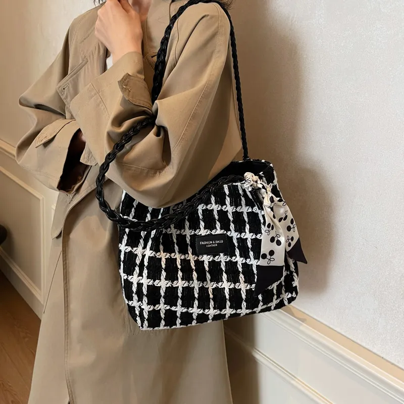 Morellybear Fabric Tote Bag, Shoulder Bag Women's Plaid Black/Ecru-4
