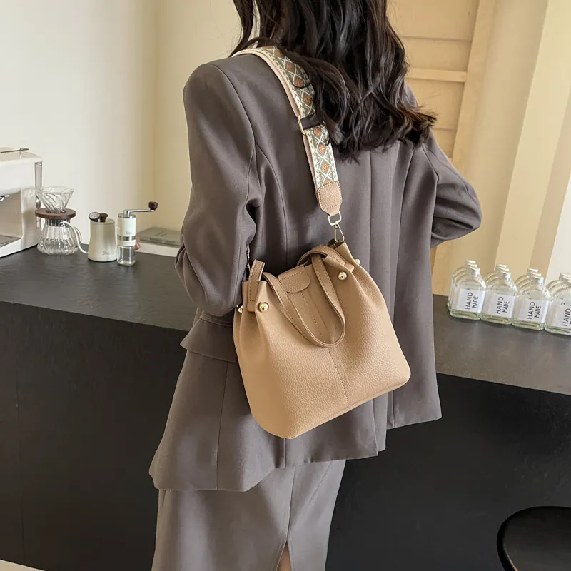 Morellybear Crossbody Bags-23