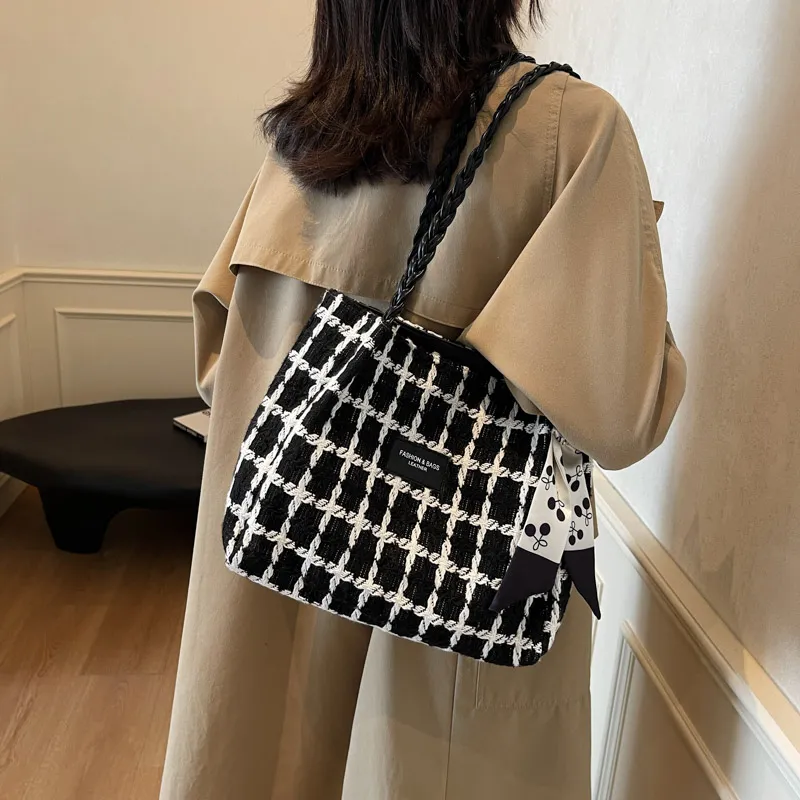 Morellybear Fabric Tote Bag, Shoulder Bag Women's Plaid Black/Ecru-3