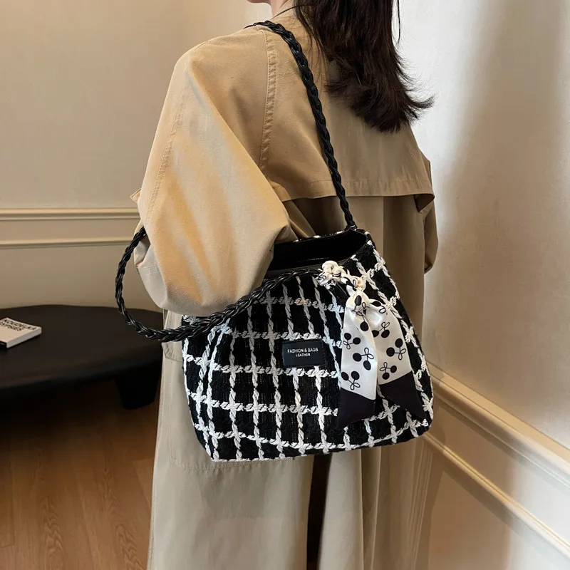 Morellybear Fabric Tote Bag, Shoulder Bag Women's Plaid Black/Ecru-5