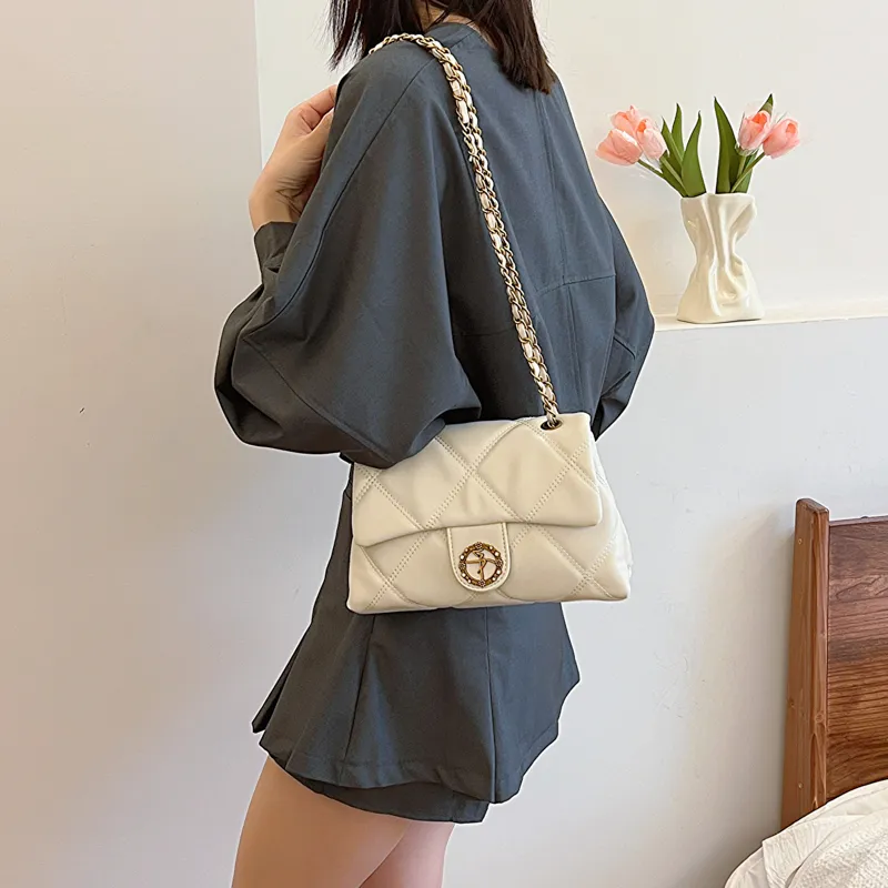 Morellybear Crossbody Bags-21