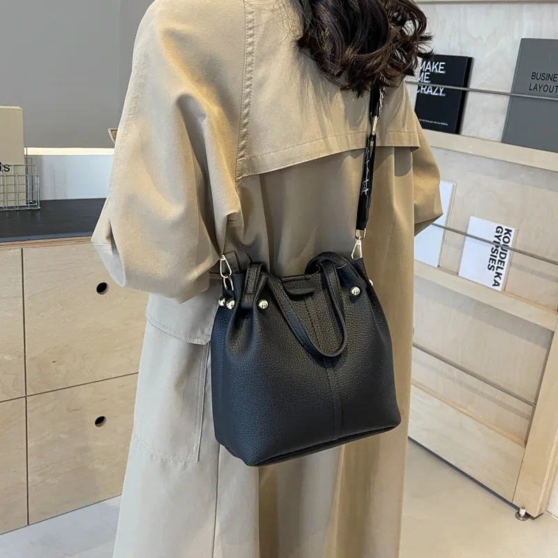 Morellybear Crossbody Bags-2