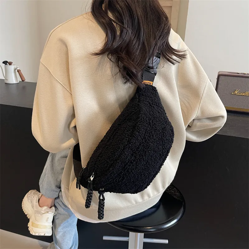 Morellybear Plush Sling Bag Women's Multicolor-3