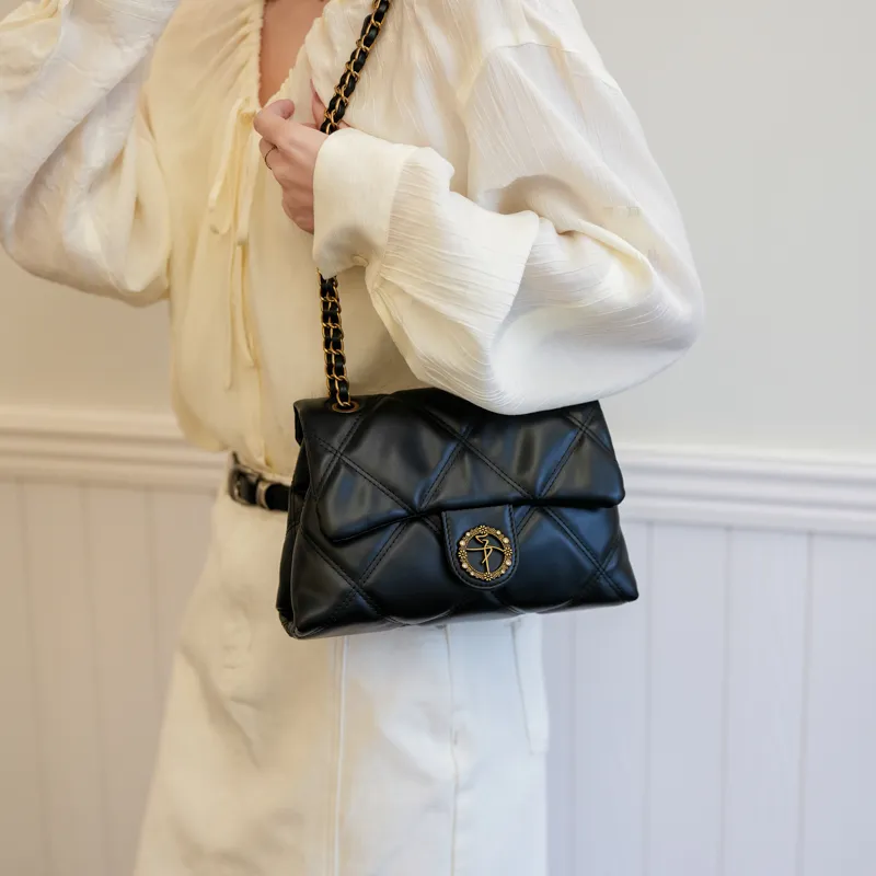 Morellybear Crossbody Bags-12