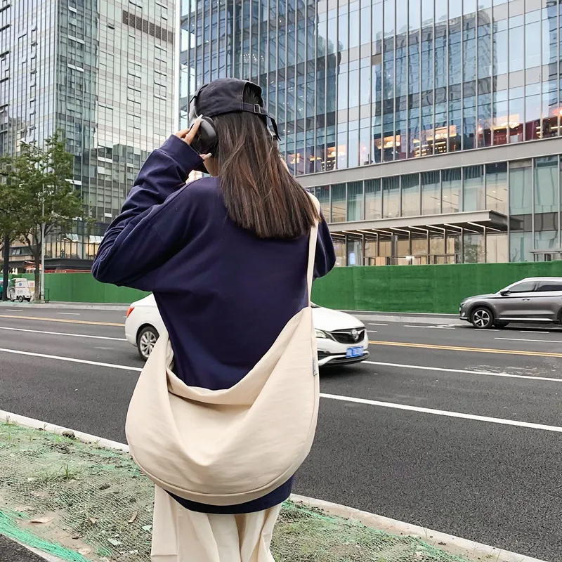 Morellybear Crossbody Bags-12