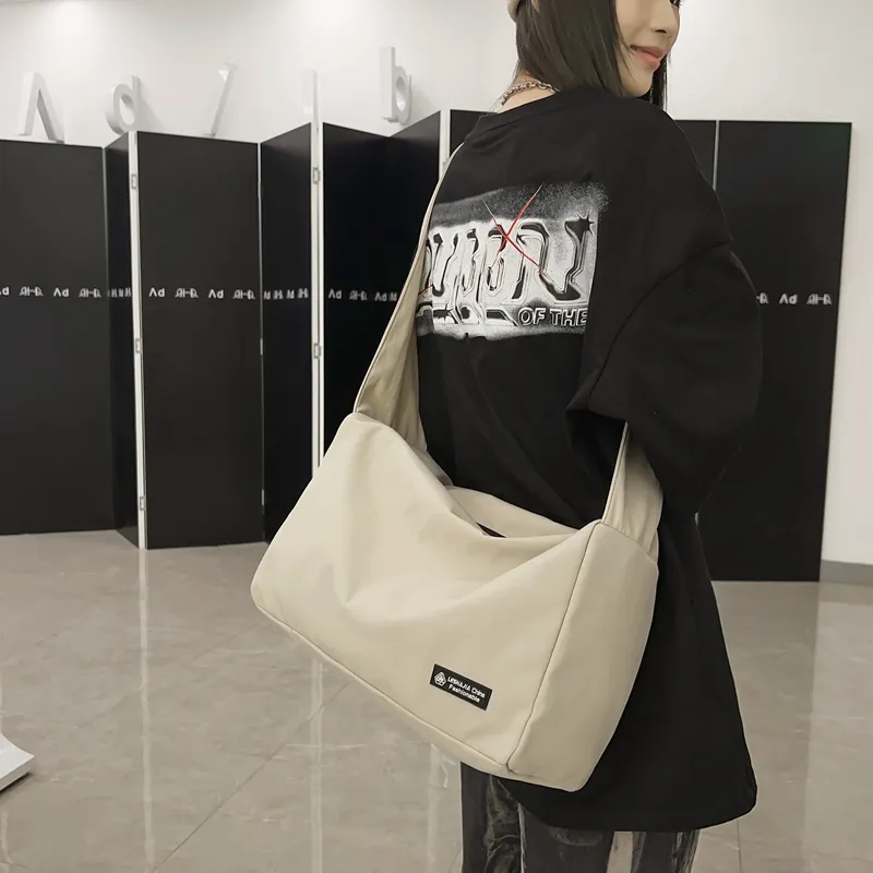 Morellybear Crossbody Bags-15