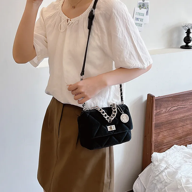 Morellybear Crossbody Bags-11