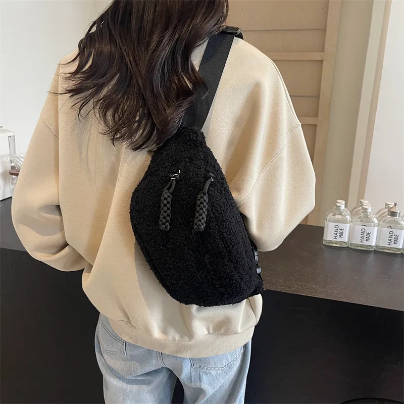 Morellybear Plush Sling Bag Women's Multicolor-2
