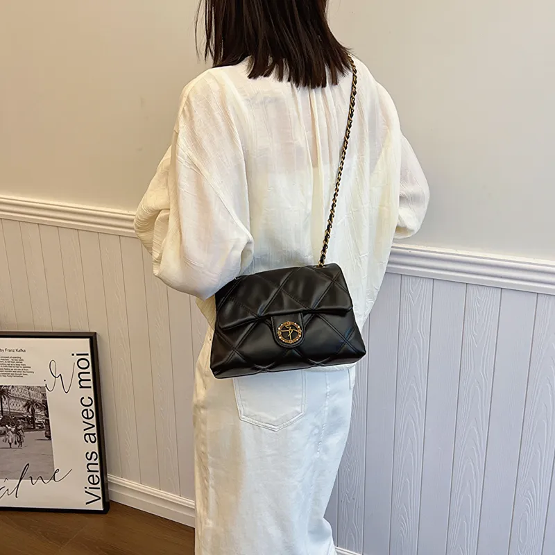 Morellybear Crossbody Bags-3