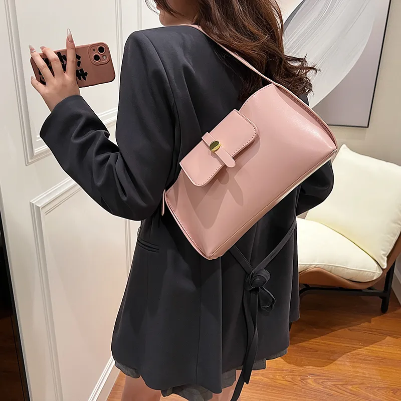 Morellybear PU Crossbody Bag Regular Women's-2