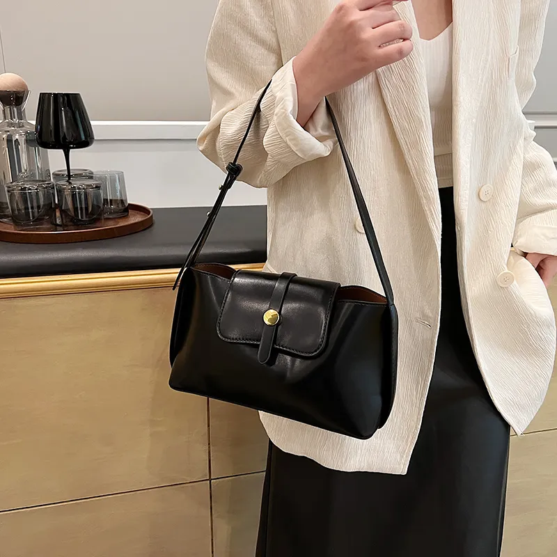 Morellybear PU Crossbody Bag Regular Women's-19