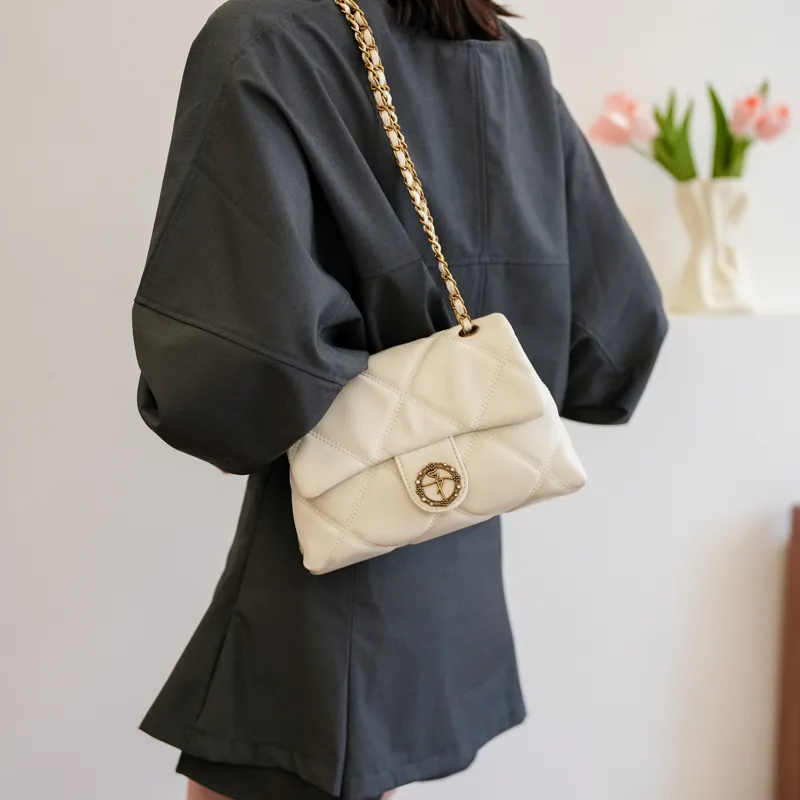 Morellybear Crossbody Bags-31