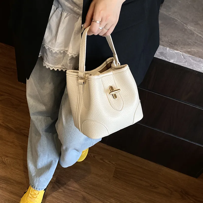 Morellybear PU Crossbody One Shoulder Handbag Women's White/Pink/Yellow/Blue/Black-2
