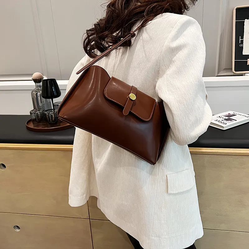Morellybear PU Crossbody Bag Regular Women's-14