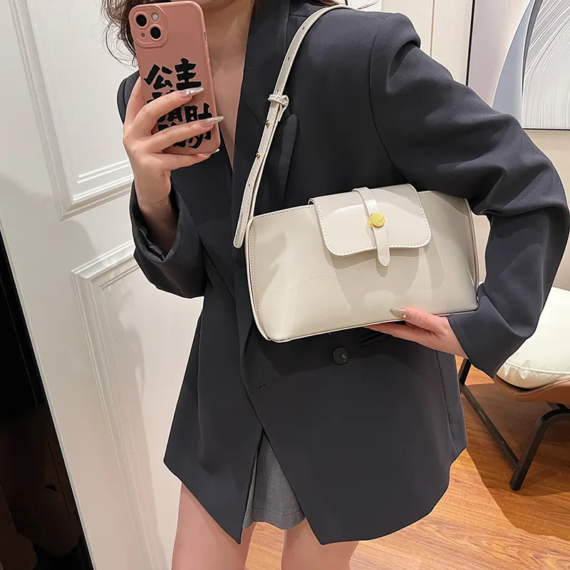 Morellybear PU Crossbody Bag Regular Women's-9
