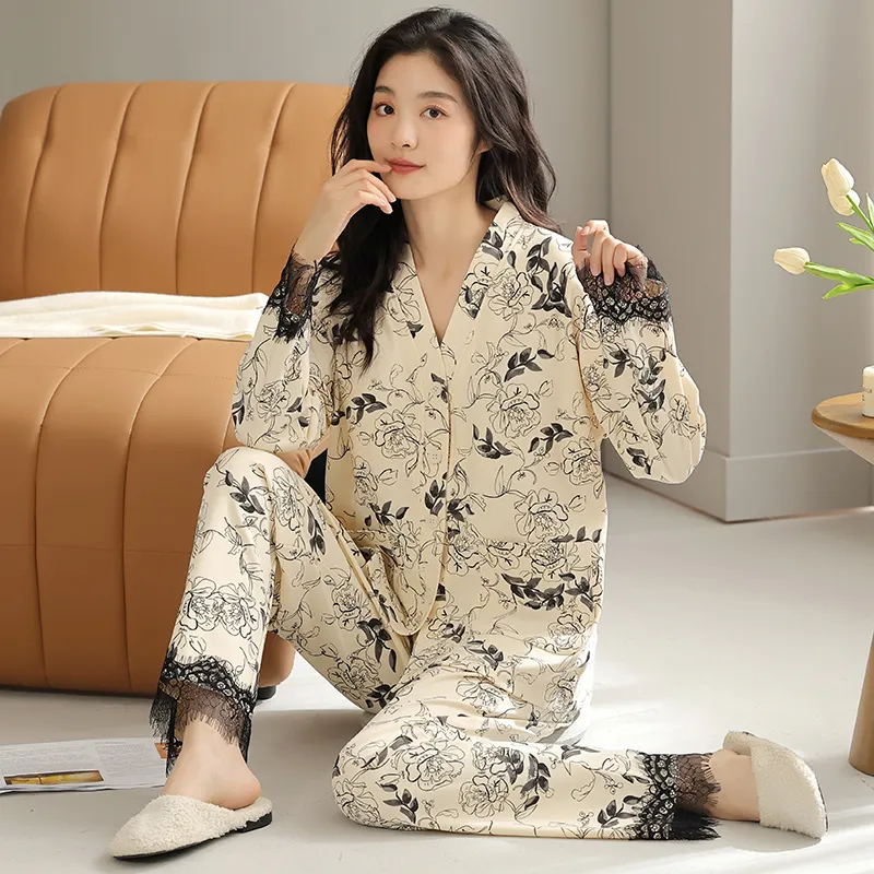 Floating Light Islands Pajama Set Women's Box Apricot-2