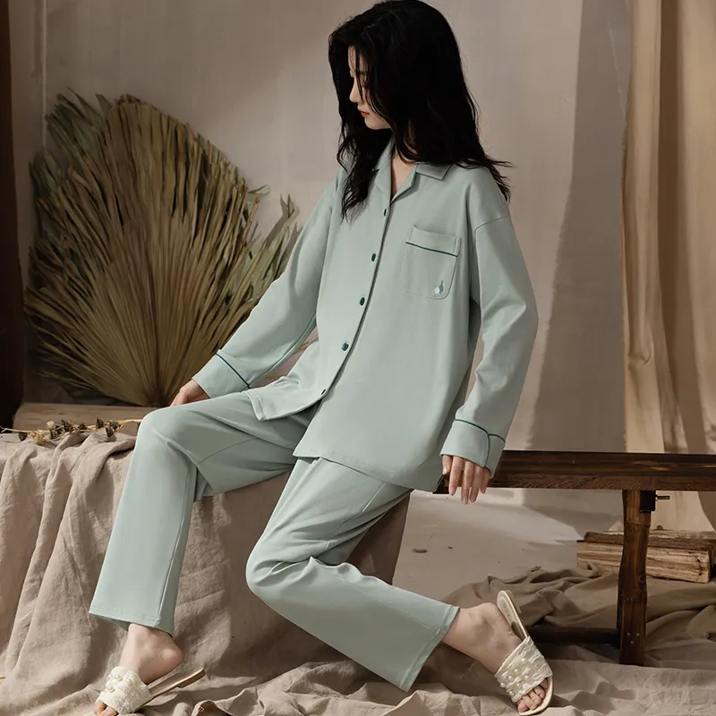Floating Light Islands Pajama Set Women's Box Gray-2