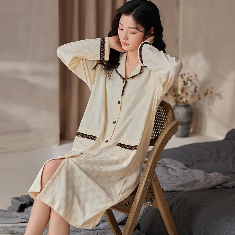 Floating Light Islands Nightgown Women's Box Apricot-5