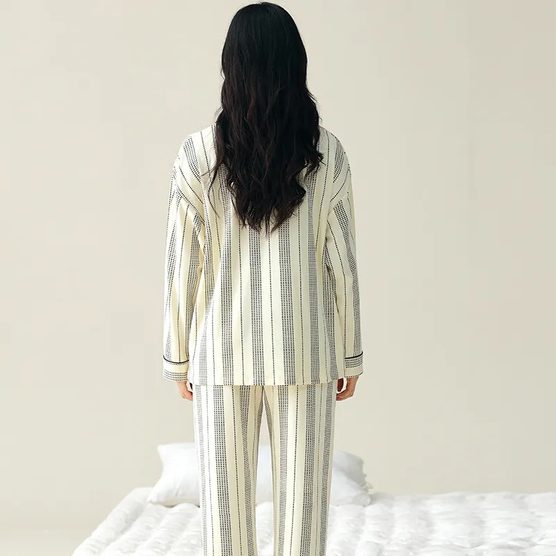Floating Light Islands Pajama Set Women's Gift Box Set Beige-0