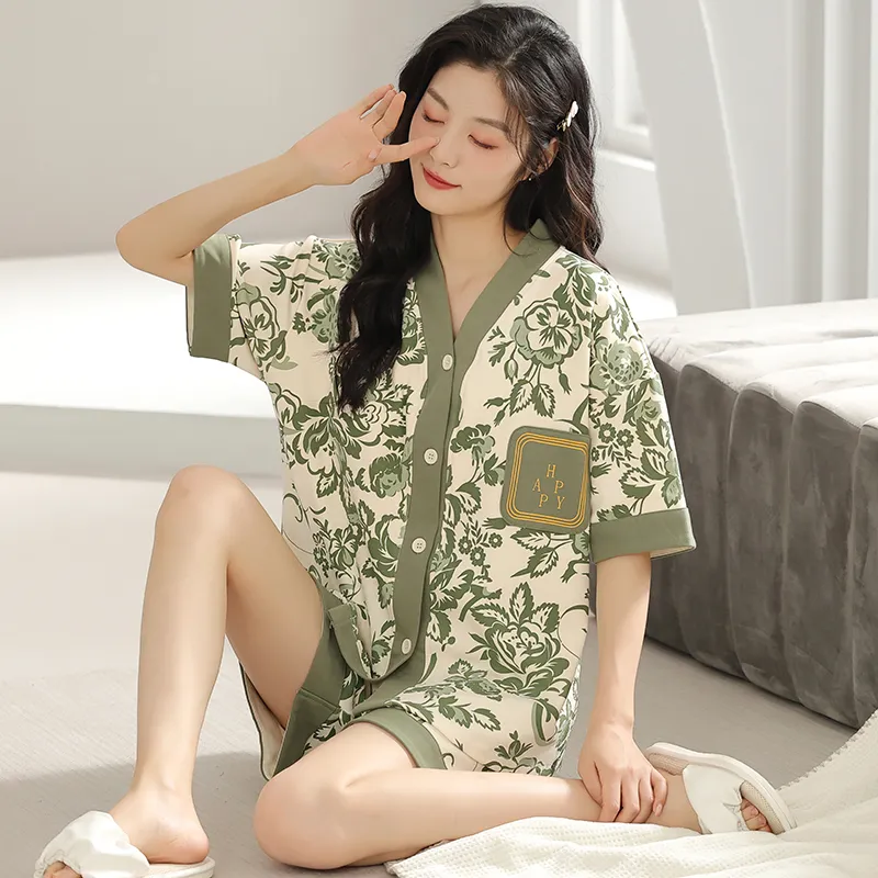 Floating Light Islands Pajama Set Women's Box Green-3