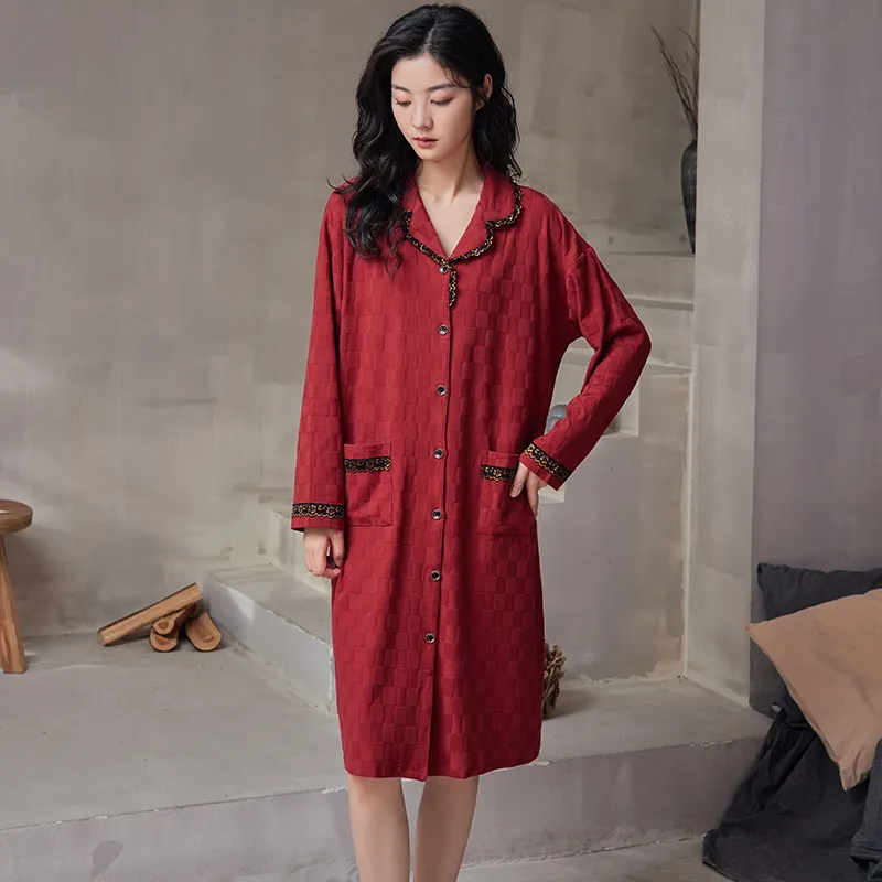 Floating Light Islands Nightgown Women's Box Red-7