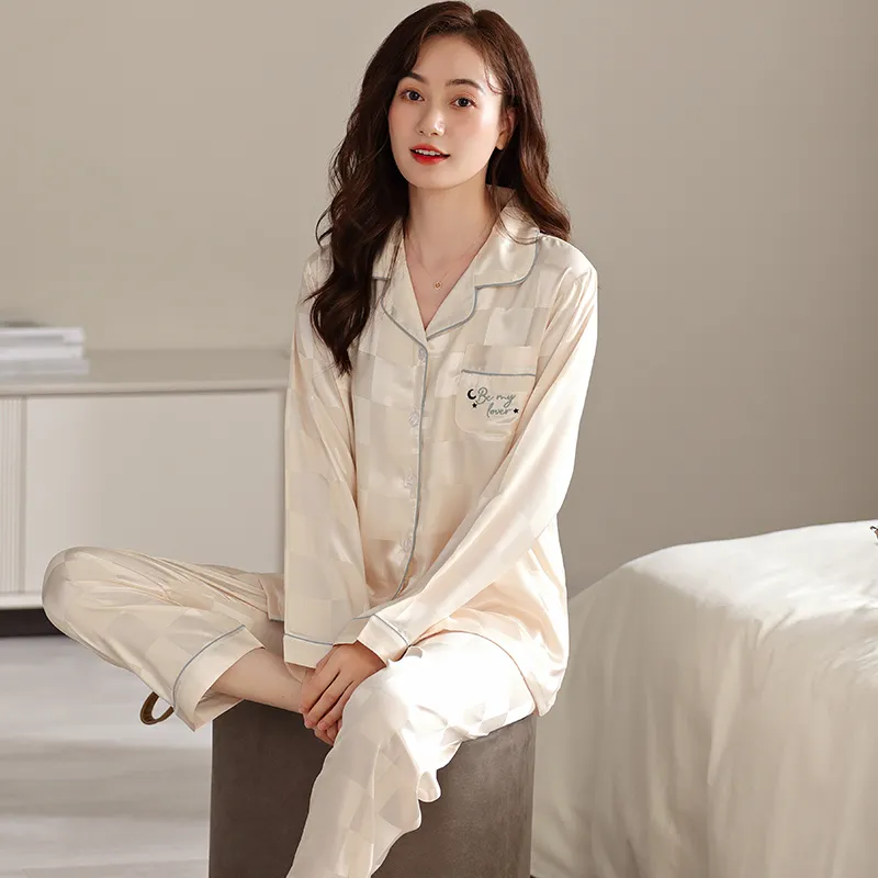Floating Light Islands Pajama Set Women's Gift Box Set Cream Apricot-5