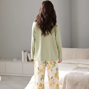 Floating light islands Women's Pajama Gift Boxes