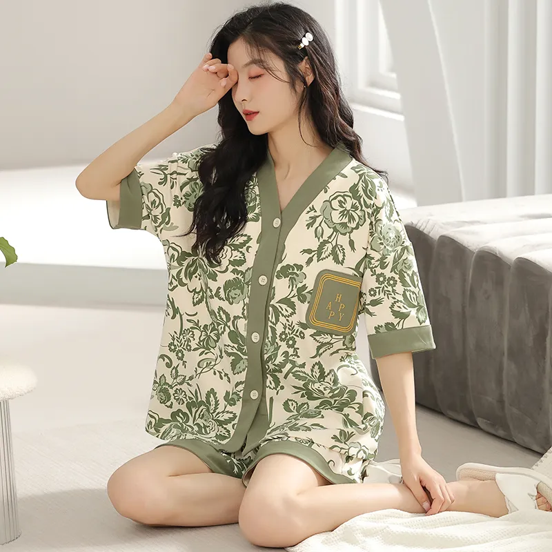 Floating Light Islands Pajama Set Women's Box Green-4