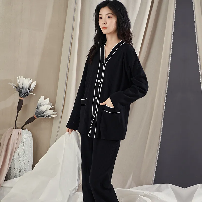 Floating Light Islands Pajama Set Women's Box Black-6