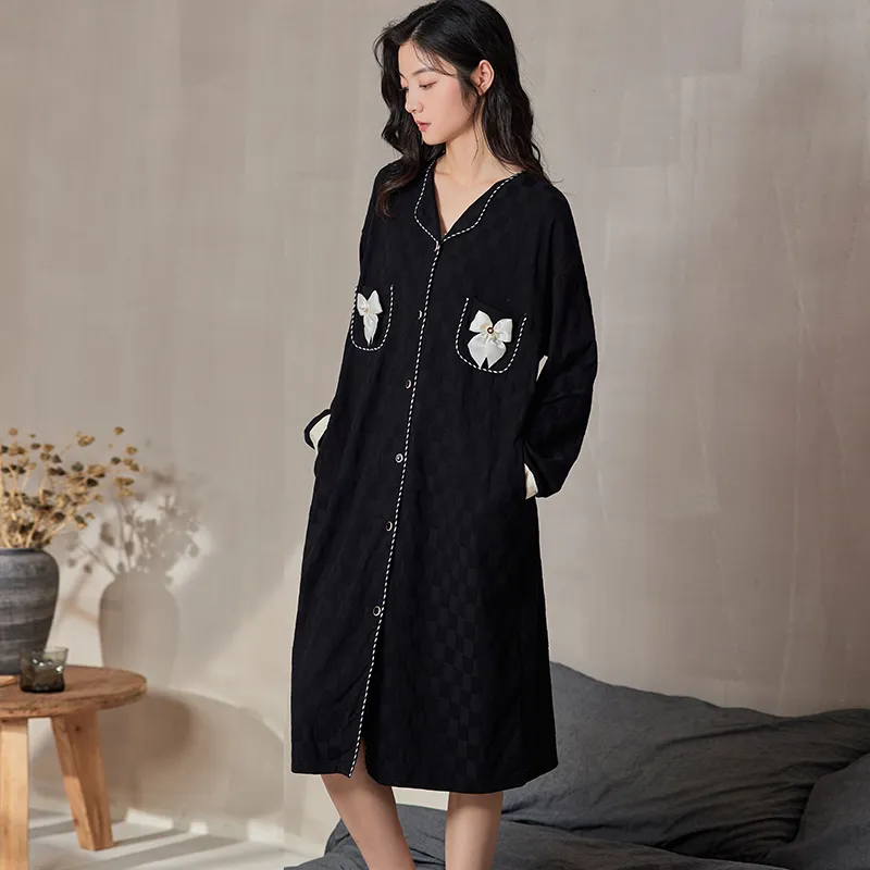 Floating Light Islands Nightgown Women's Box Black-5