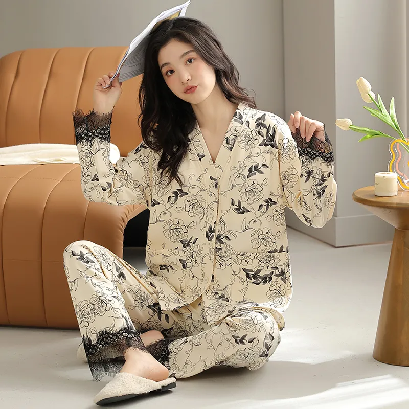 Floating Light Islands Pajama Set Women's Box Apricot-1