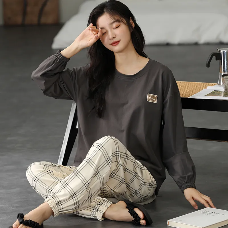 Floating Light Islands Pajama Set Women's Box Black-6