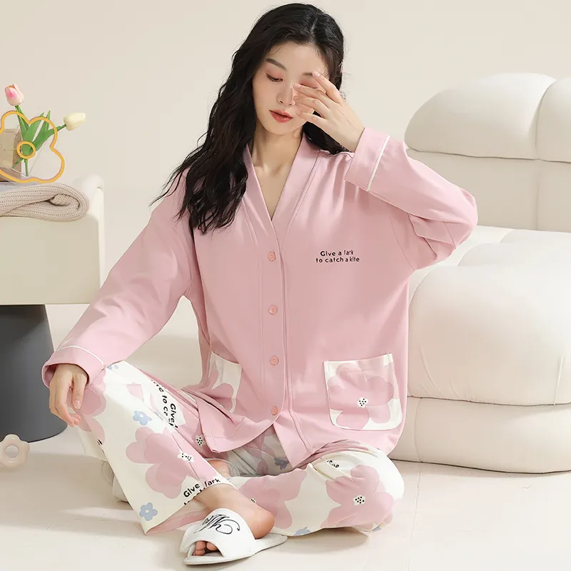 Floating Light Islands Pajama Set Women's Box Pink-5