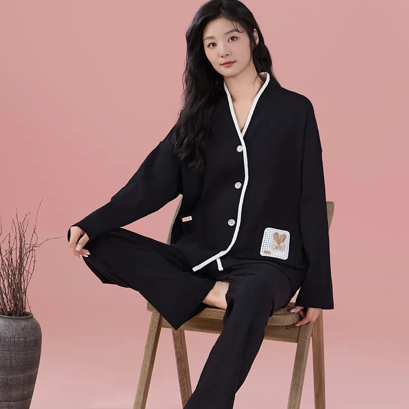 Floating Light Islands Pajama Set Women's Box Black-3