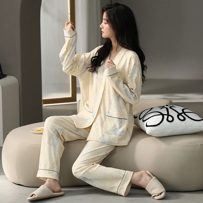 Floating Light Islands Pajama Set Women's Box Ecru-1