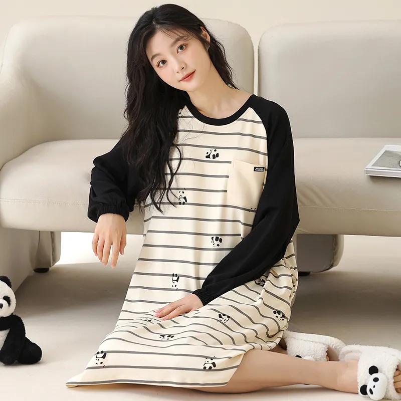 Floating Light Islands Nightgown Women's Box White-7