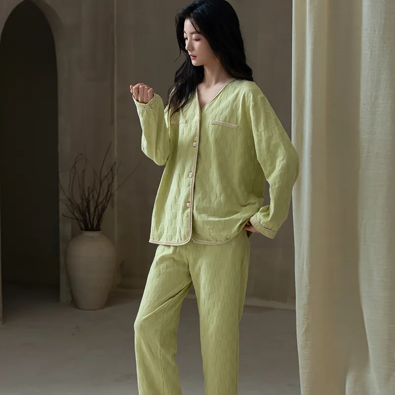 Floating Light Islands Pajama Set Women's Box Green-7