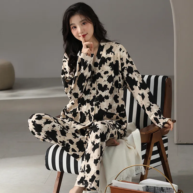 Floating Light Islands Pajama Set Women's Box Apricot-1